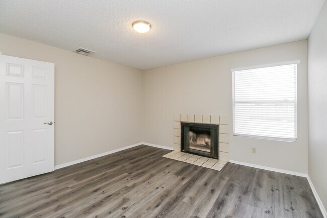 Foto del edificio - 3869 W Elgin St