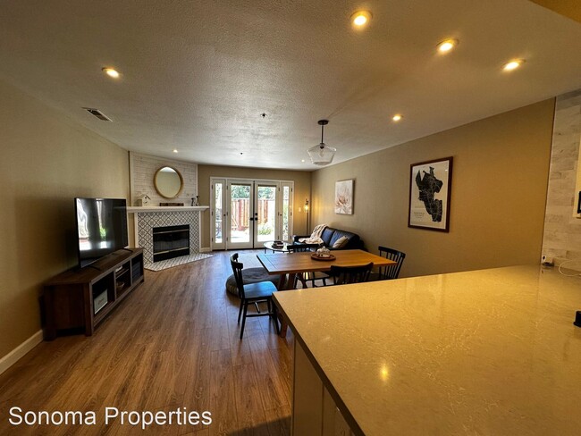 Building Photo - 3 br, 2 bath House - 835 2nd St West