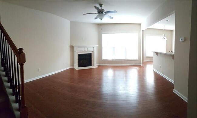 Building Photo - 5910 Vista Brook Dr