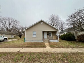 Building Photo - 235 Elmont Rd