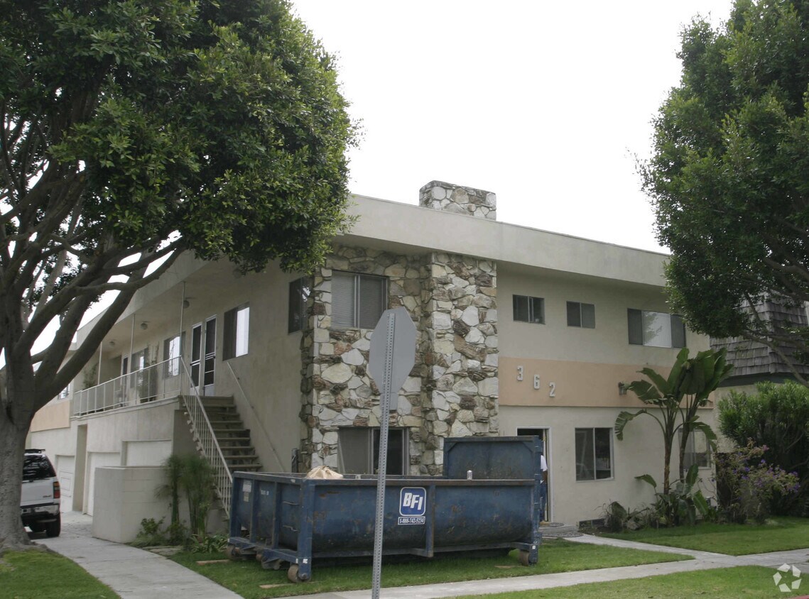 Foto del edificio - 362 Virginia St