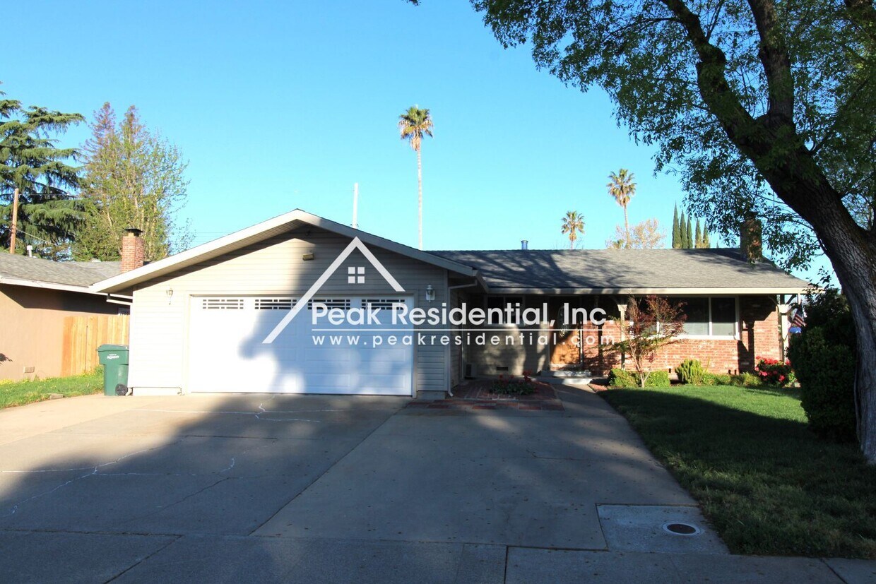 Primary Photo - 3 br, 2 bath House - 3434 Rosemont Dr