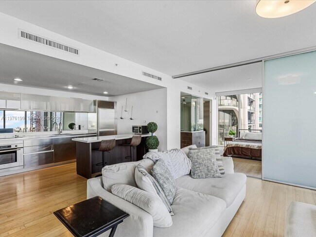 Foto del edificio - 1040 Biscayne Blvd