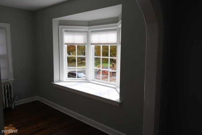Foto del edificio - 2 br, 1 bath Duplex - 1421 Franklin St SE