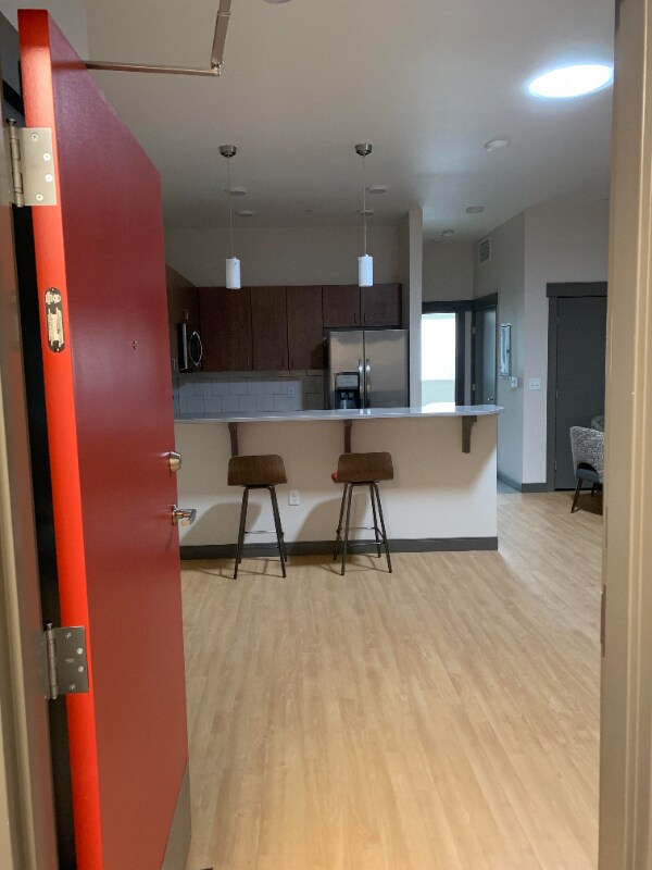 Foto principal - 6464 S College Ave