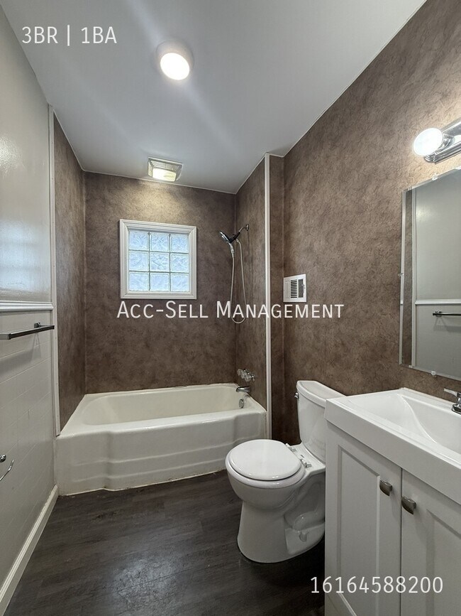Foto del edificio - 806 Douglas St NW
