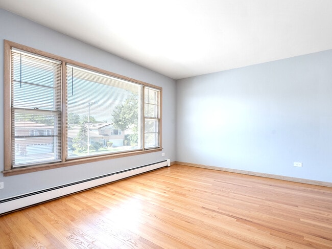 Foto del edificio - 735 N Northwest Hwy