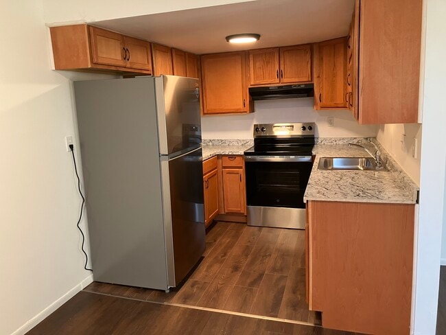 Building Photo - 5033 Defford Pl