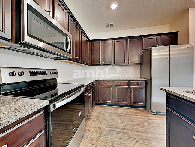 Building Photo - 105 Moultrie Crossing Ln