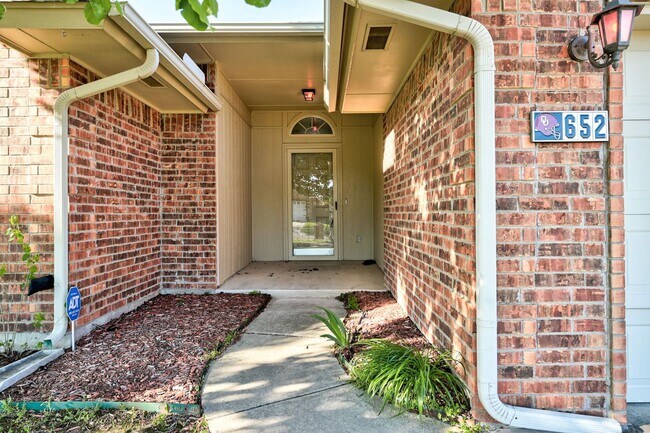 Building Photo - Gorgeous 3 Bed 2 Bath in Moore/OKC