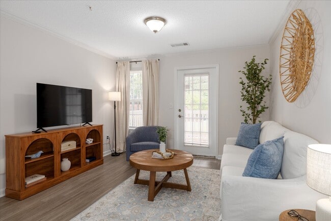 Building Photo - The Grove at Greenleaf