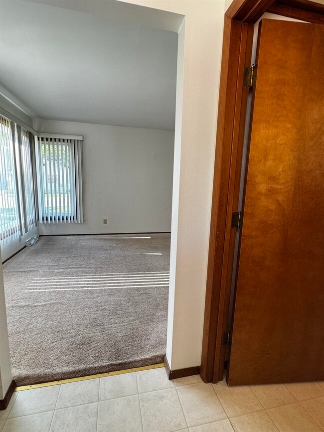 Foto del edificio - 5702 Pleasant Ave