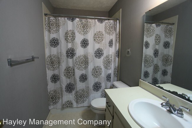 Foto del edificio - 1325-1325 Hampton Dr