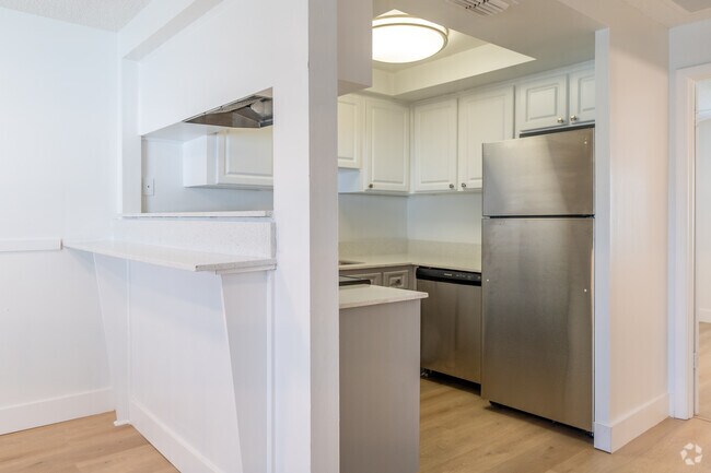 1 dormitorio, 1 baño, 589 pies cuadrados, cocina - Westshore Marina Flats