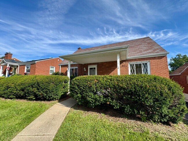 Foto del edificio - 1076 Thornwood Dr