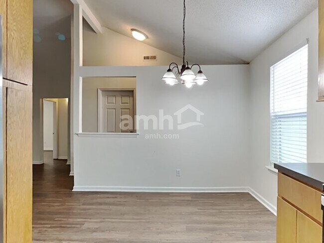 Foto del edificio - 2285 Oxon Hill Ct