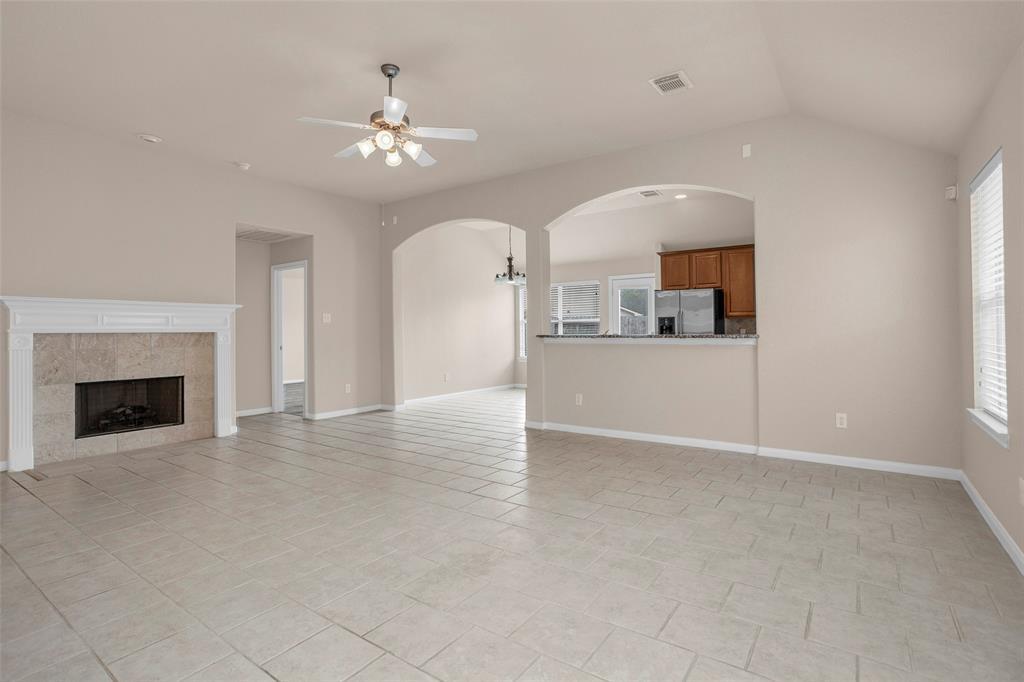 Primary Photo - 24615 Tribeca Ln