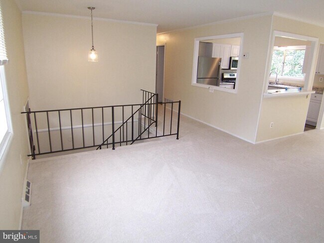 Foto del edificio - 420 Larkspur Dr