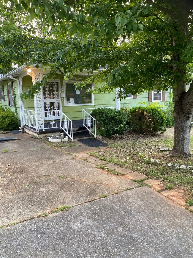 Foto del edificio - 1624 Mims St SW