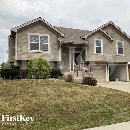 Foto principal - 408 192nd St