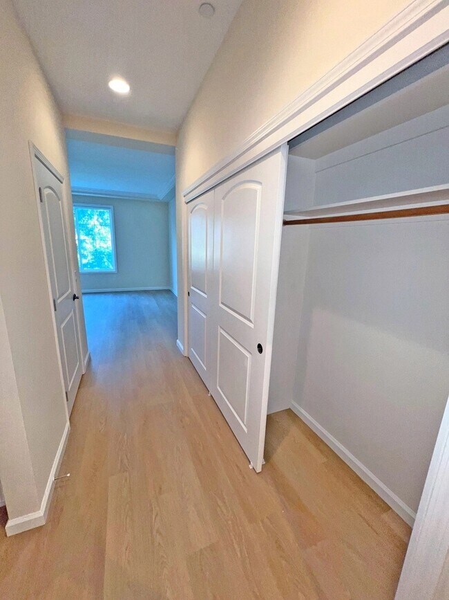 Foto del edificio - 2969 Kelton Ave