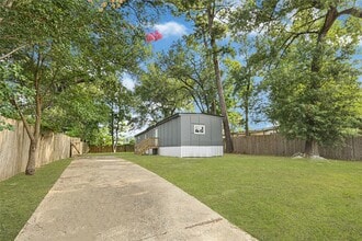 Building Photo - 11719 S Spicewood Ln