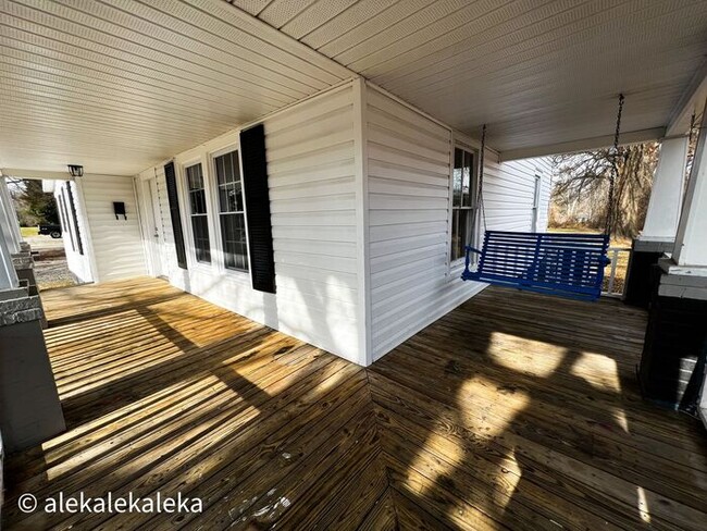 Foto del edificio - Adorable Burlington 3 Bed, 2 Bath Availabl...