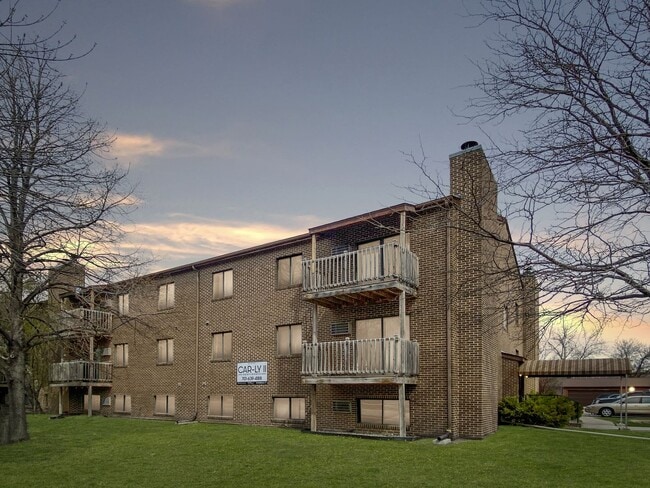 Building Photo - Silver Leaf South Fargo