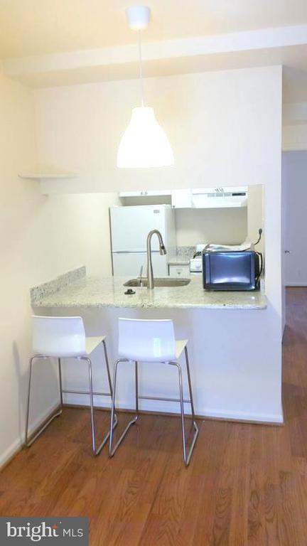 Foto del edificio - 1122 Rodman St