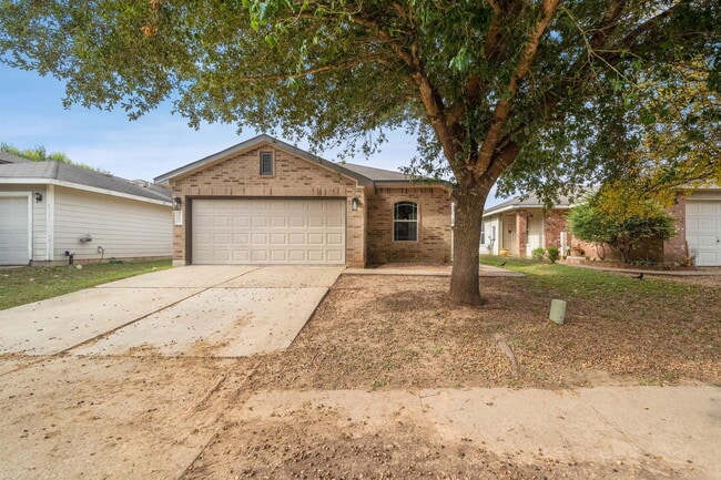 Foto del edificio - 3002 Crownover St