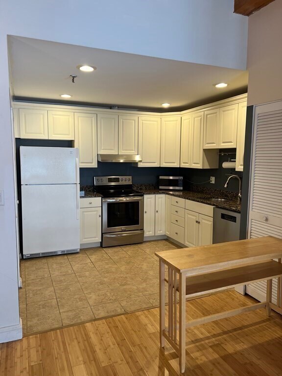 Foto del edificio - 33 Sleeper St