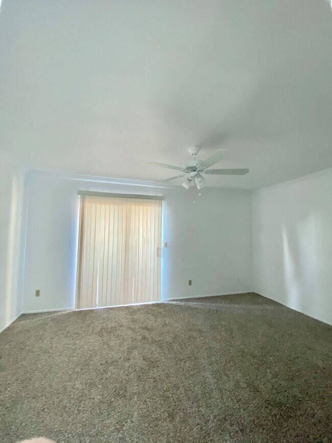 Foto del edificio - 820 W 14th St
