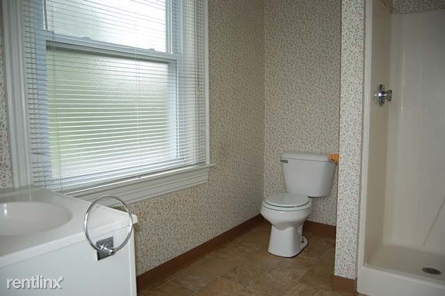 Building Photo - 1 br, 1 bath Condo - 1704 Broad St 2 Unit 2