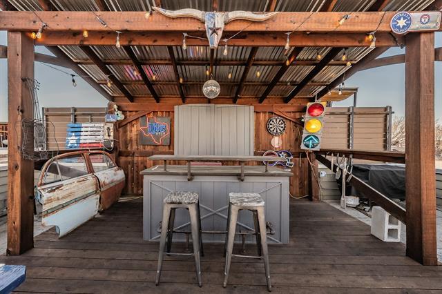 Foto del edificio - 3911 Gilbert Ave