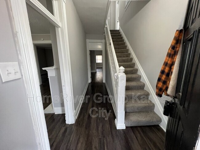 Foto del edificio - 2222 Jules St