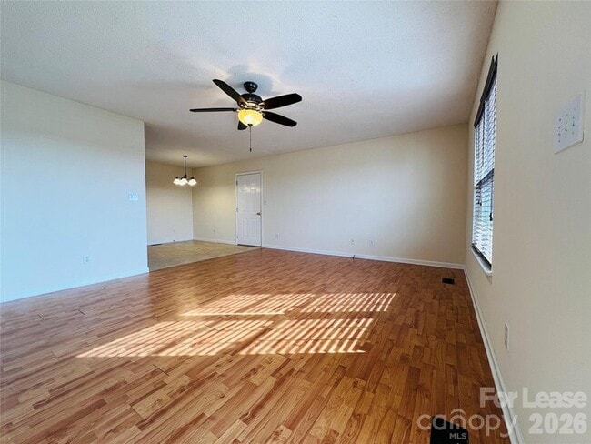 Building Photo - 2050 Rocketts Way