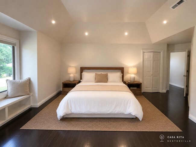 Building Photo - Executive Furnished 3BR Near Walmart HQ