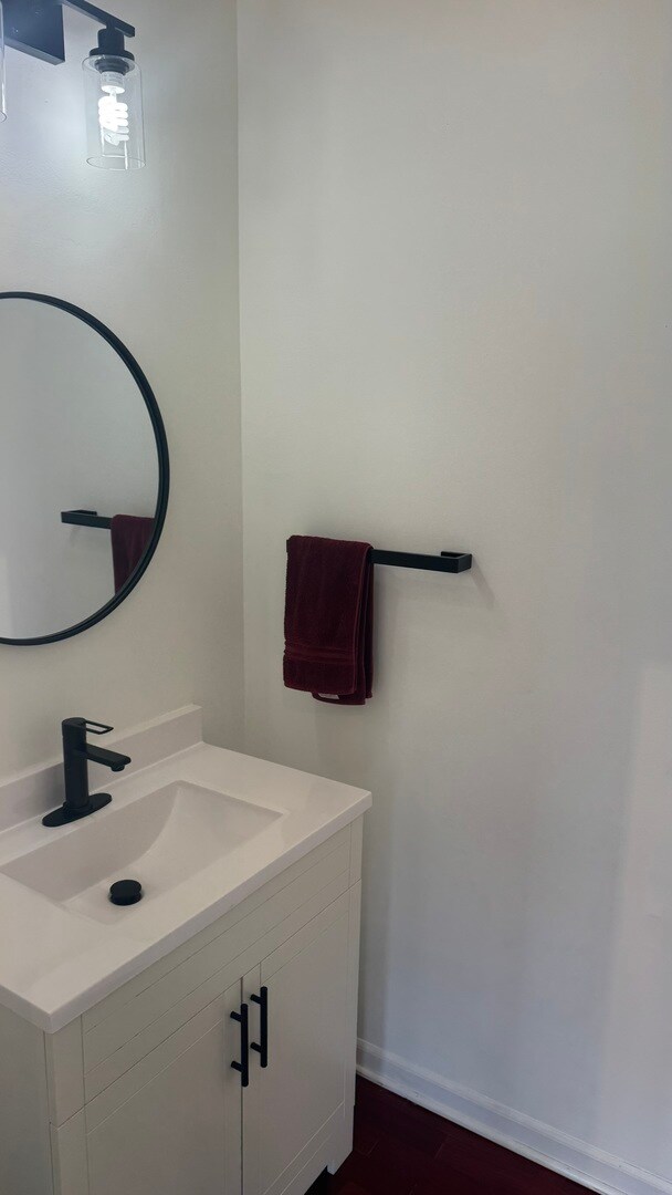 Foto del edificio - 2507 N Milwaukee Ave