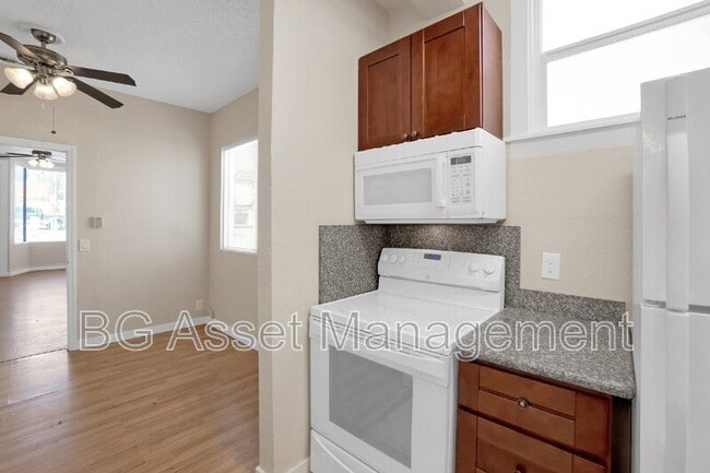 Foto del edificio - 916 Marin St