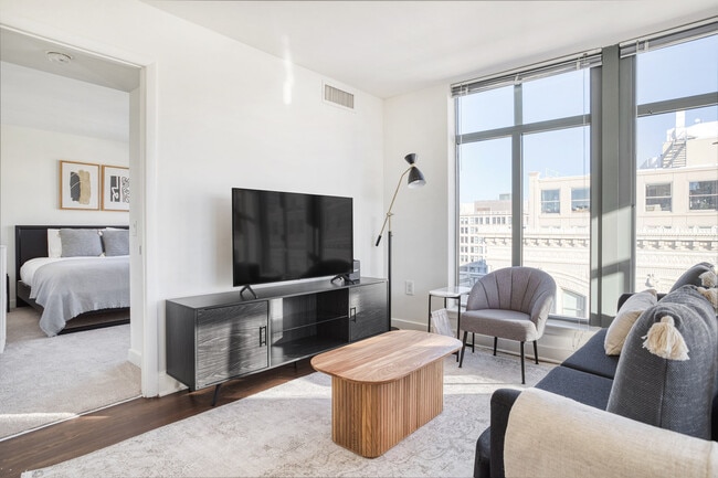 Foto del edificio - 400 8th St NW