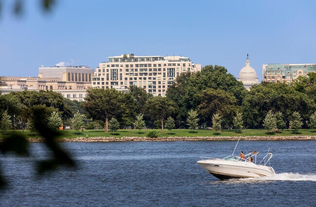 Foto del edificio - 1331 Maryland Ave SW