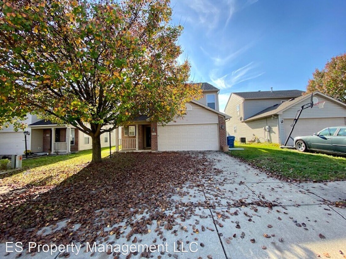 4 br, 2.5 bath House 3334 Blue Ash Lane House Rental in