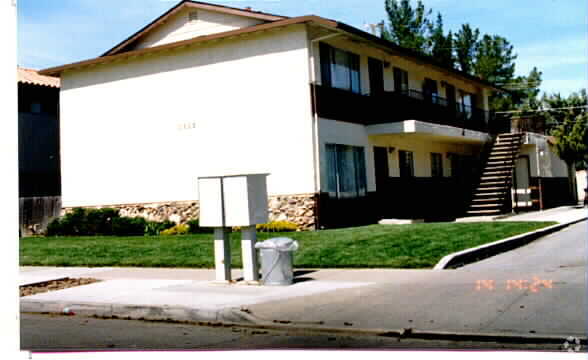 Building Photo - 5608 Hoffman Ct