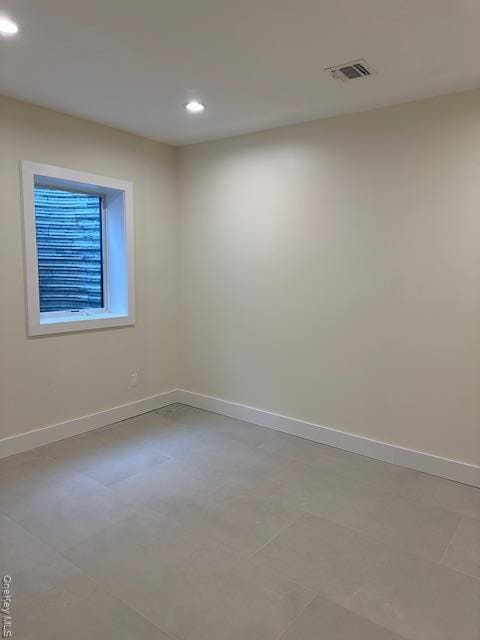 Building Photo - 49 Pilgrim Ln