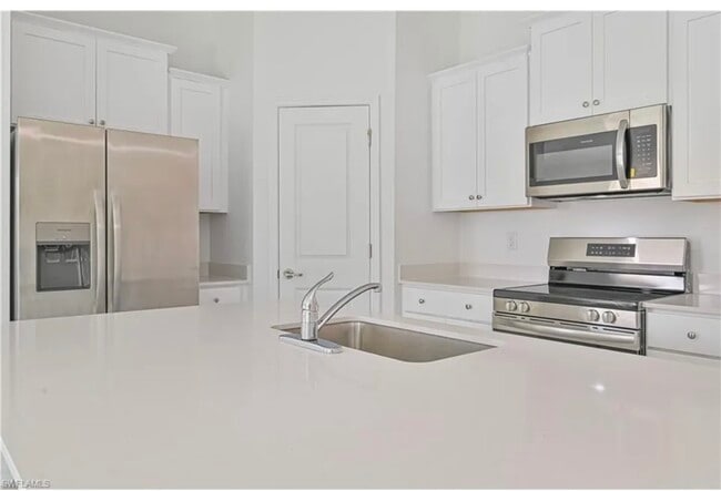 Foto del edificio - 2901 NW 18th Pl