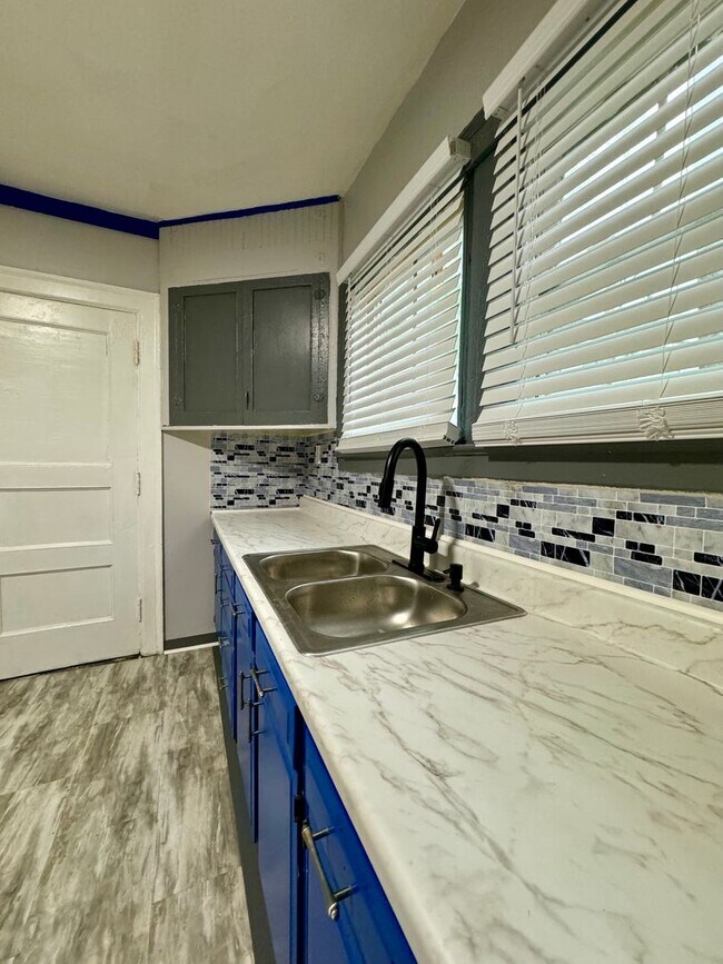 Foto del edificio - 125 Cedarwood Terrace