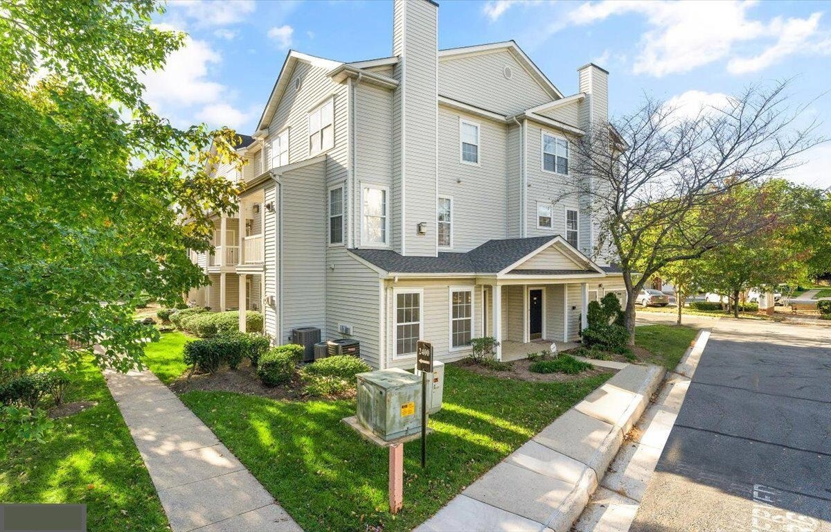 13131 Marcey Creek Rd Unit 13131, Herndon, VA 20171 Condo for Rent in