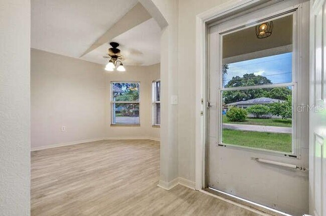 Foto del edificio - 7314 S Elliott St