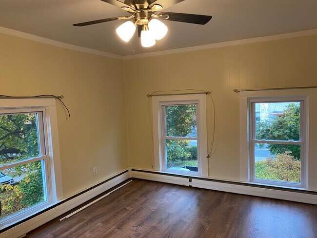Living Room - 89 Church St