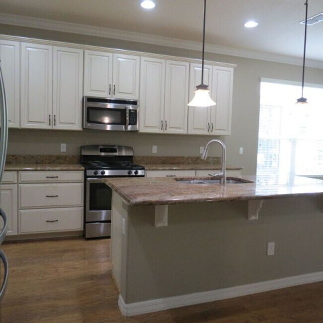 Building Photo - 7840 Minutemen Loop